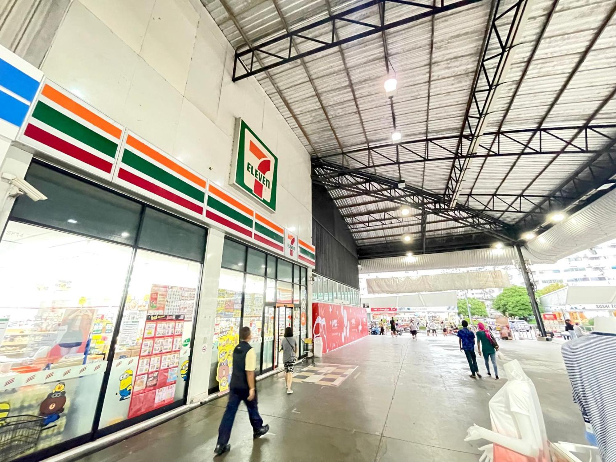Apartmán Lively Popular C3-C9 Impact Nonthaburi Exteriér fotografie